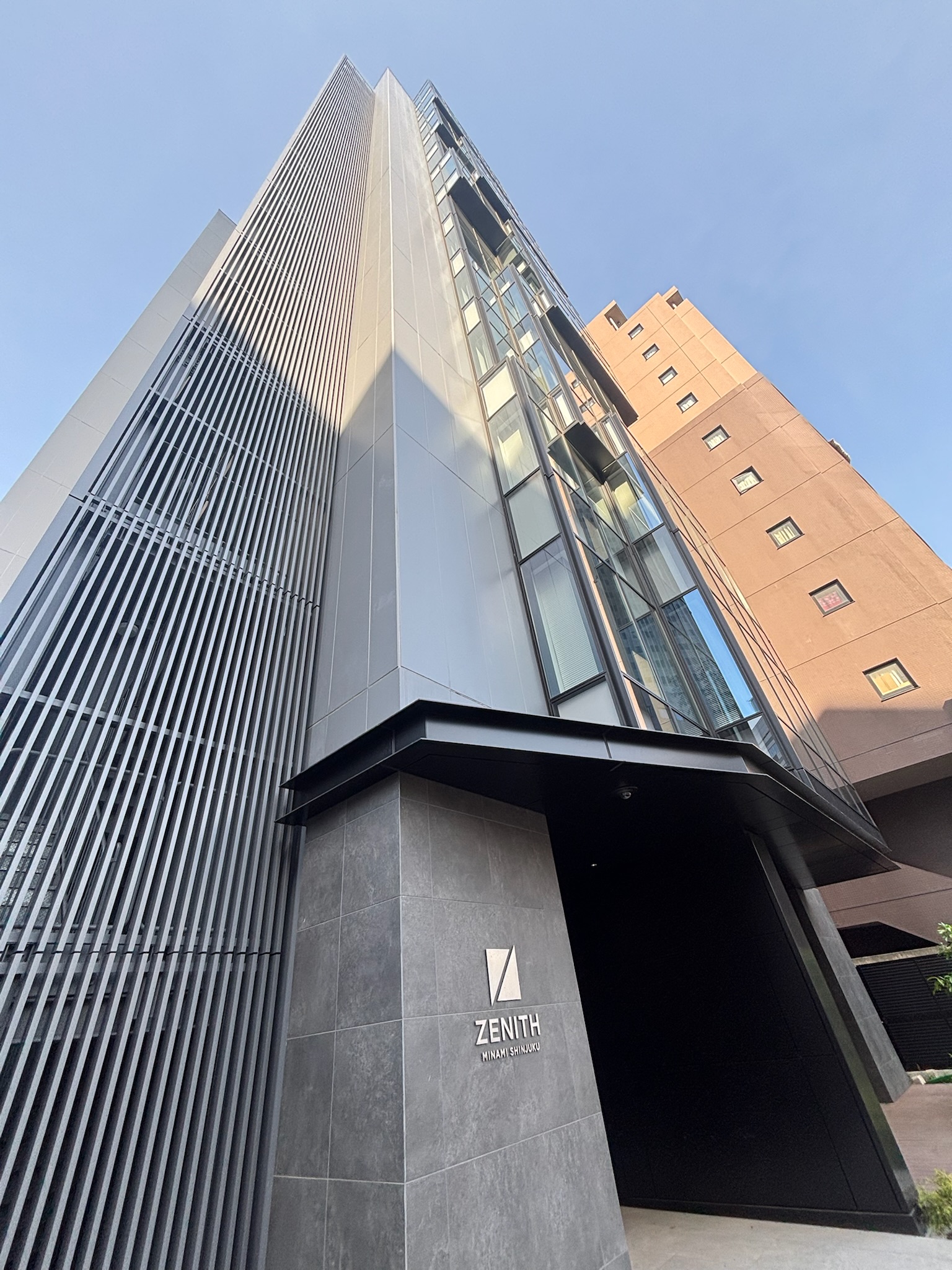 ゼニス南新宿