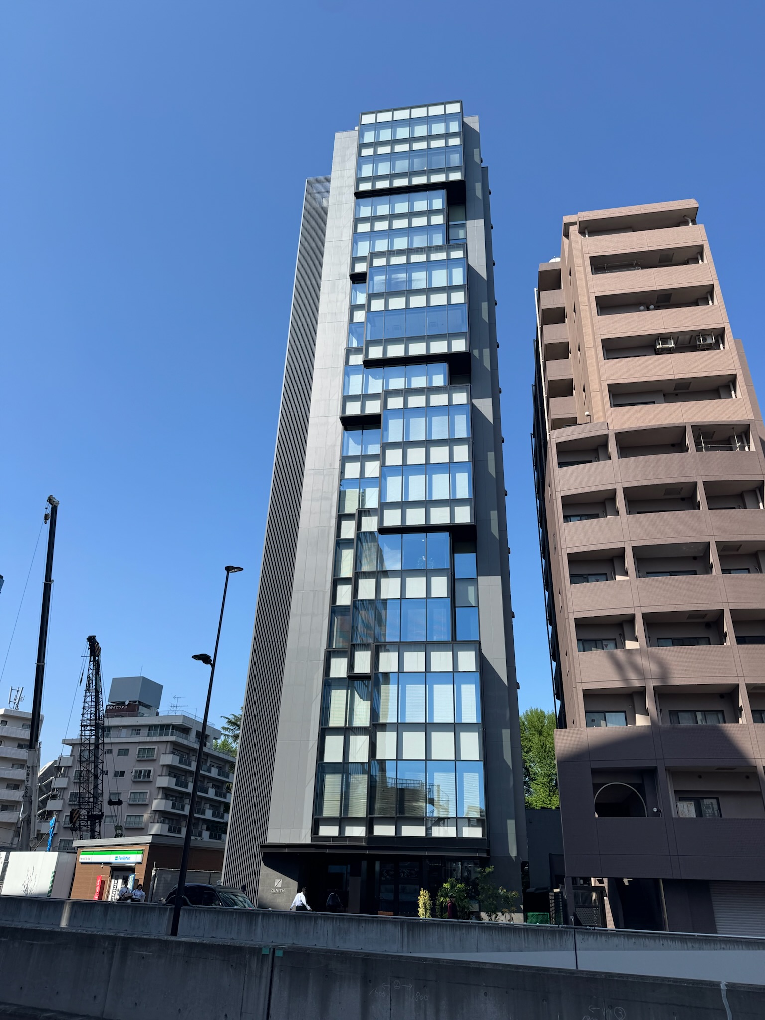 ゼニス南新宿