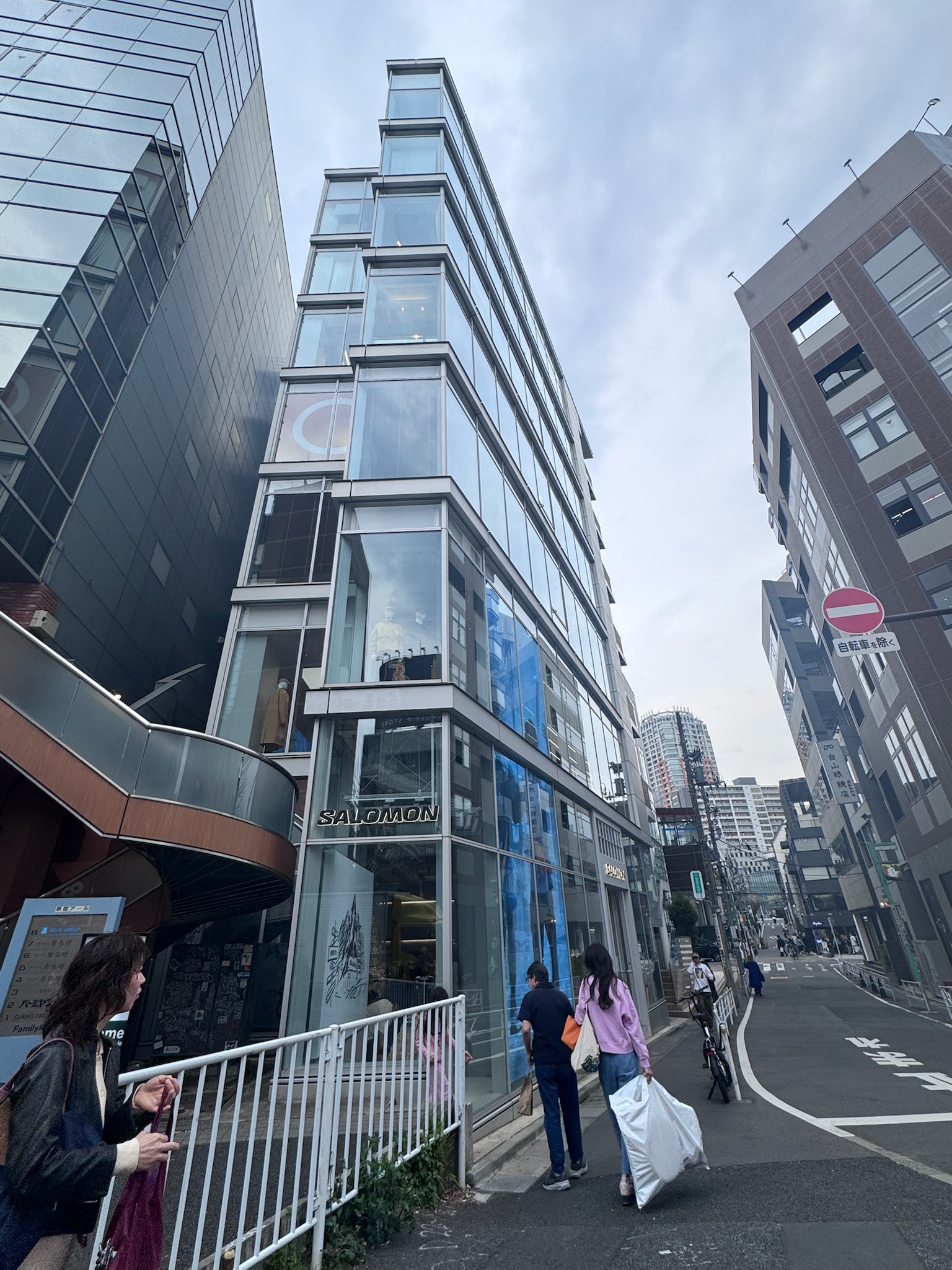 Naias神宮前