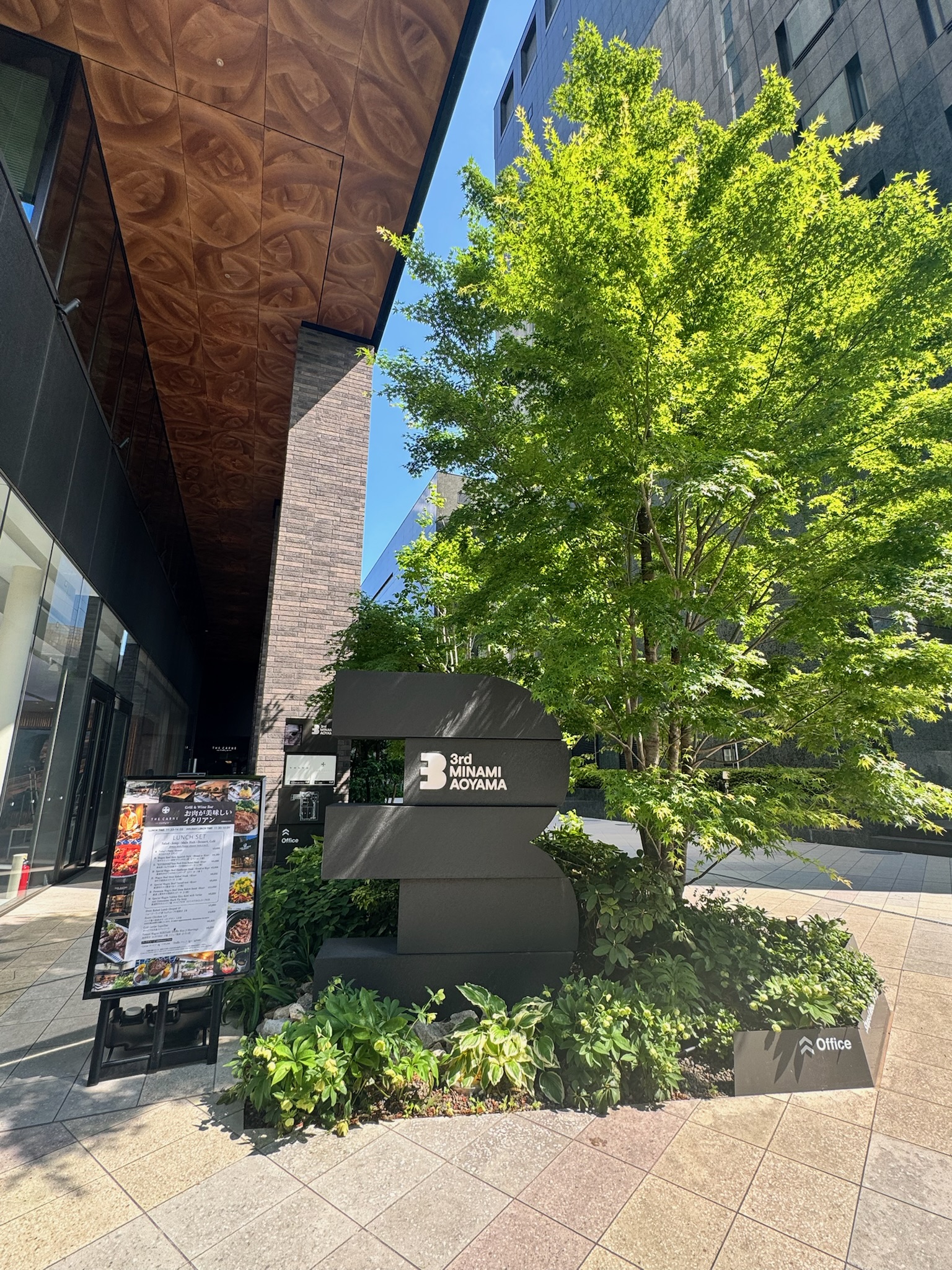 3rd MINAMI AOYAMA