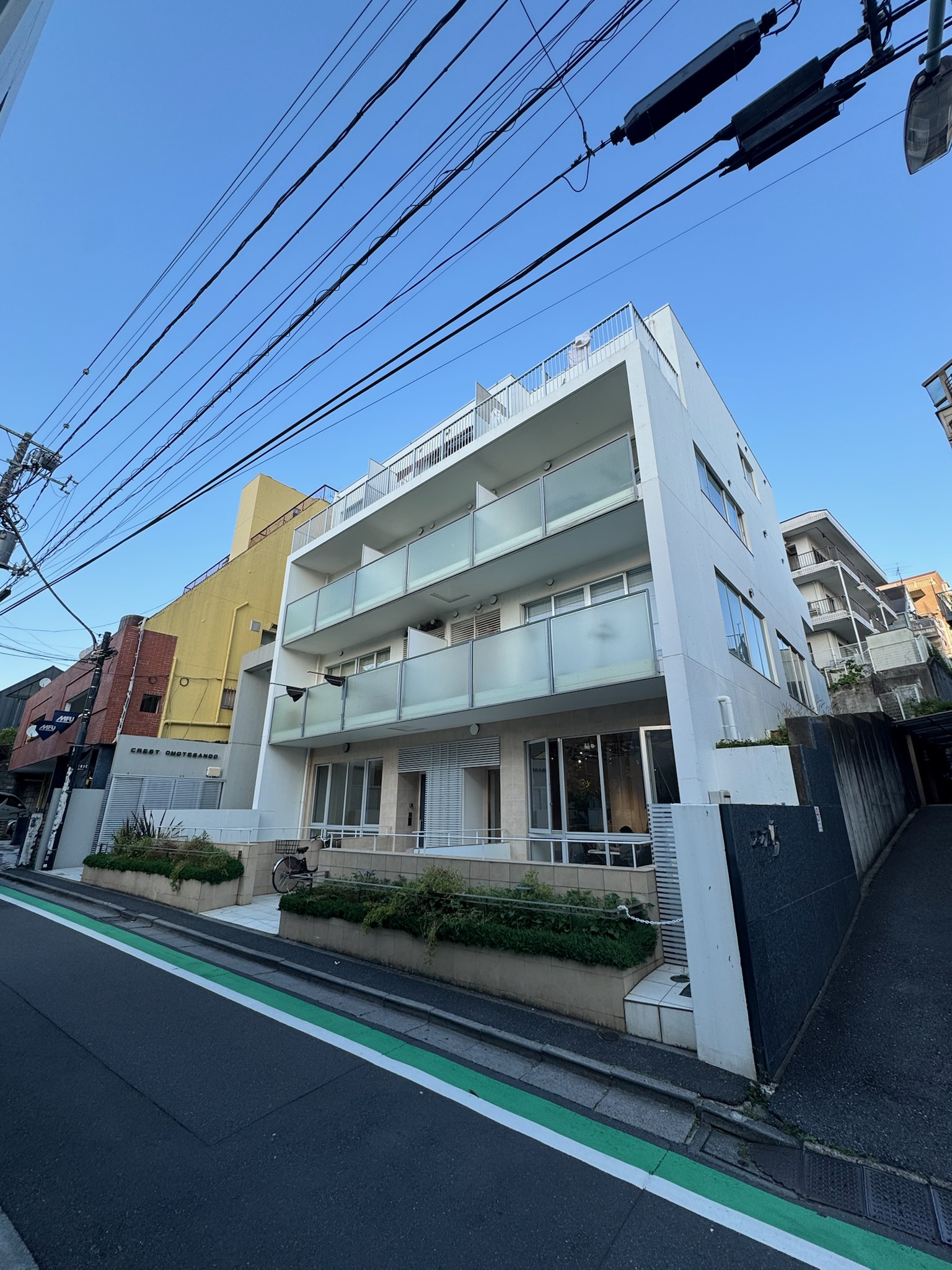 CREST表参道ビル