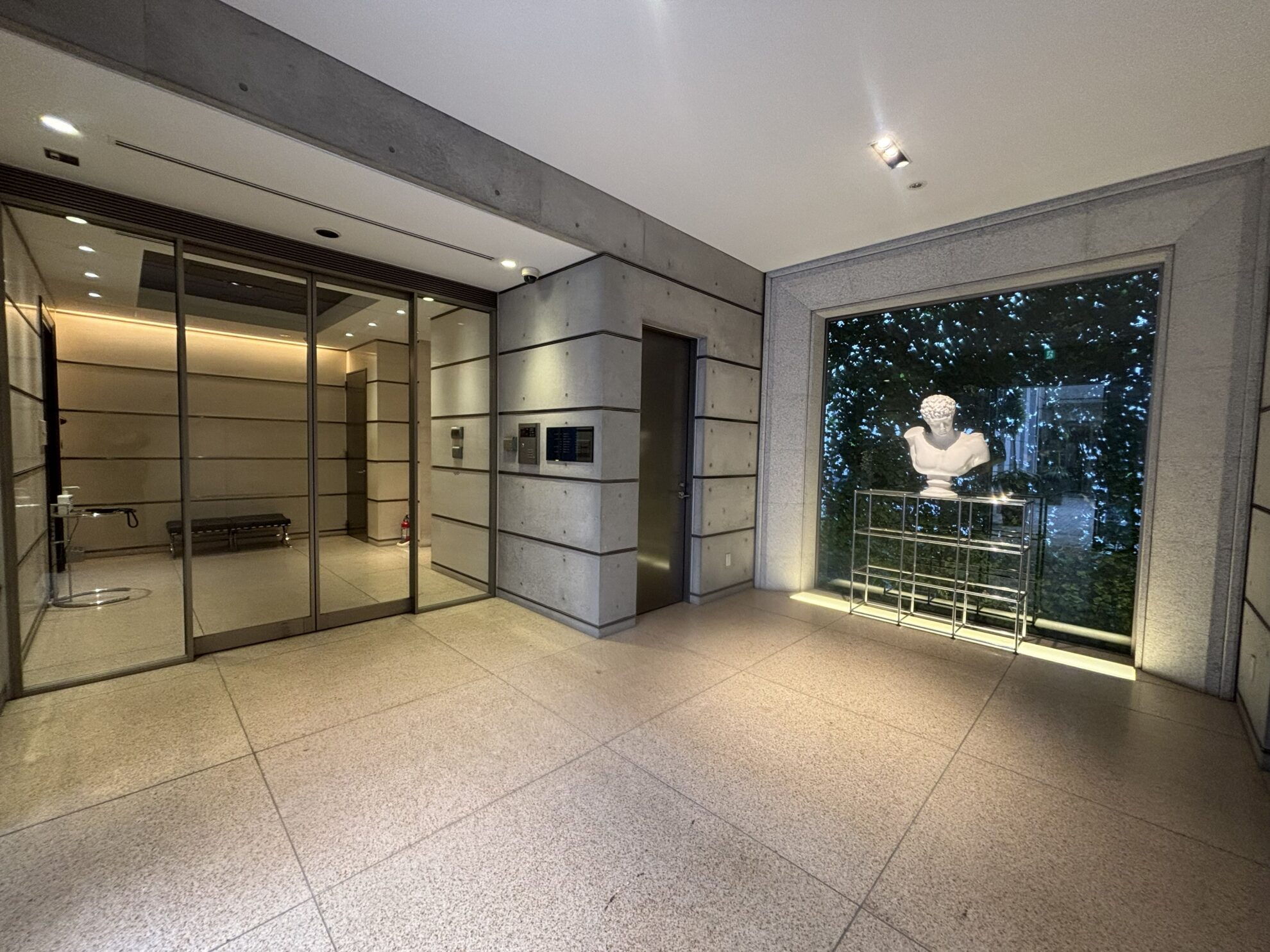 HERMES BLDG.（ヘルメスビル）