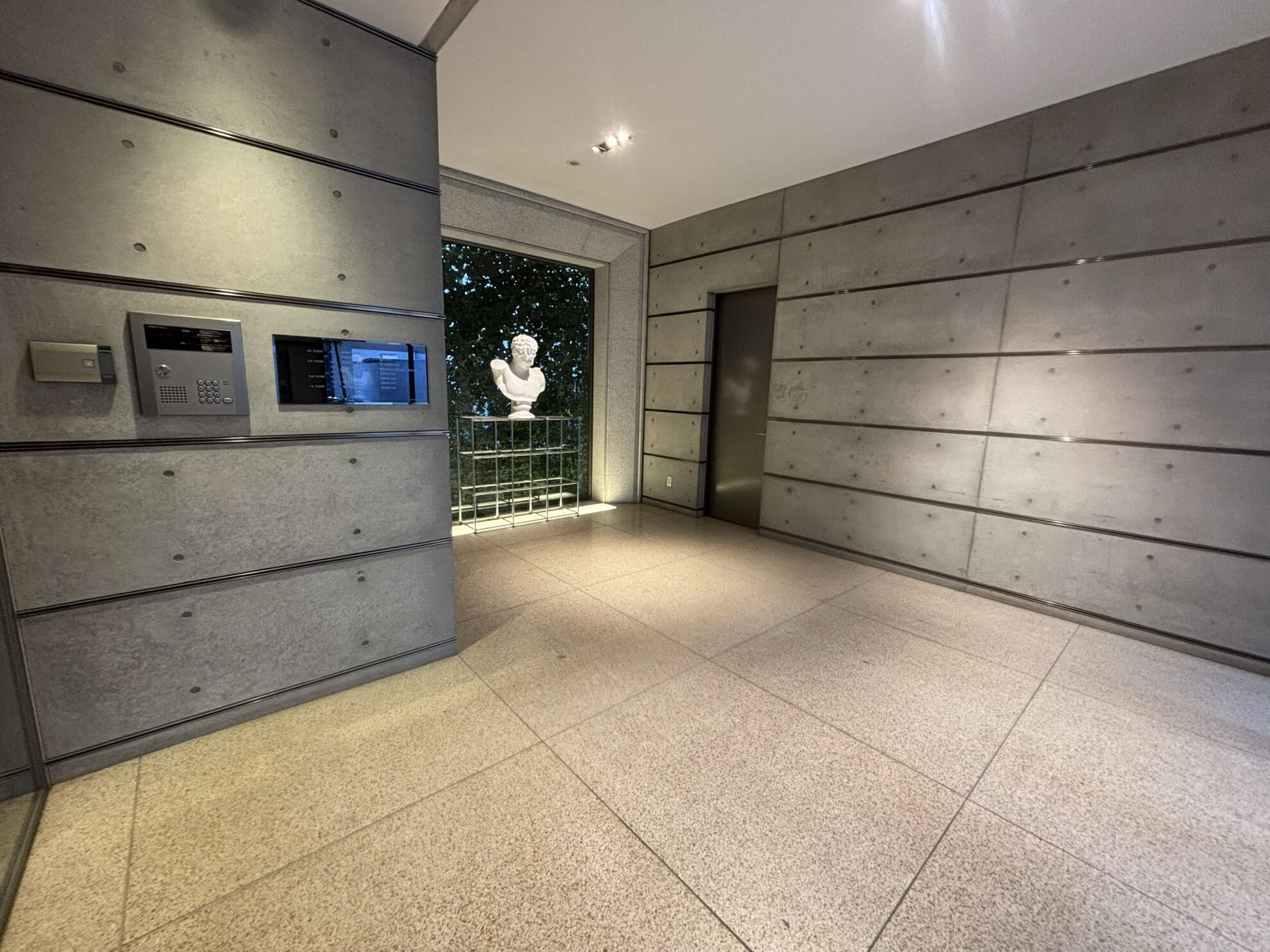 HERMES BLDG.（ヘルメスビル）
