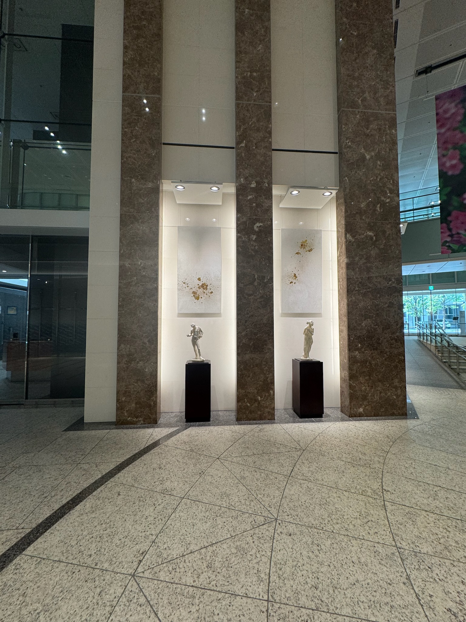 MOMENTO SHIODOME