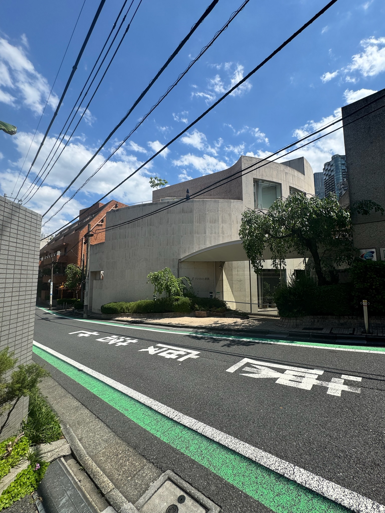 アンフィニ赤坂ビル