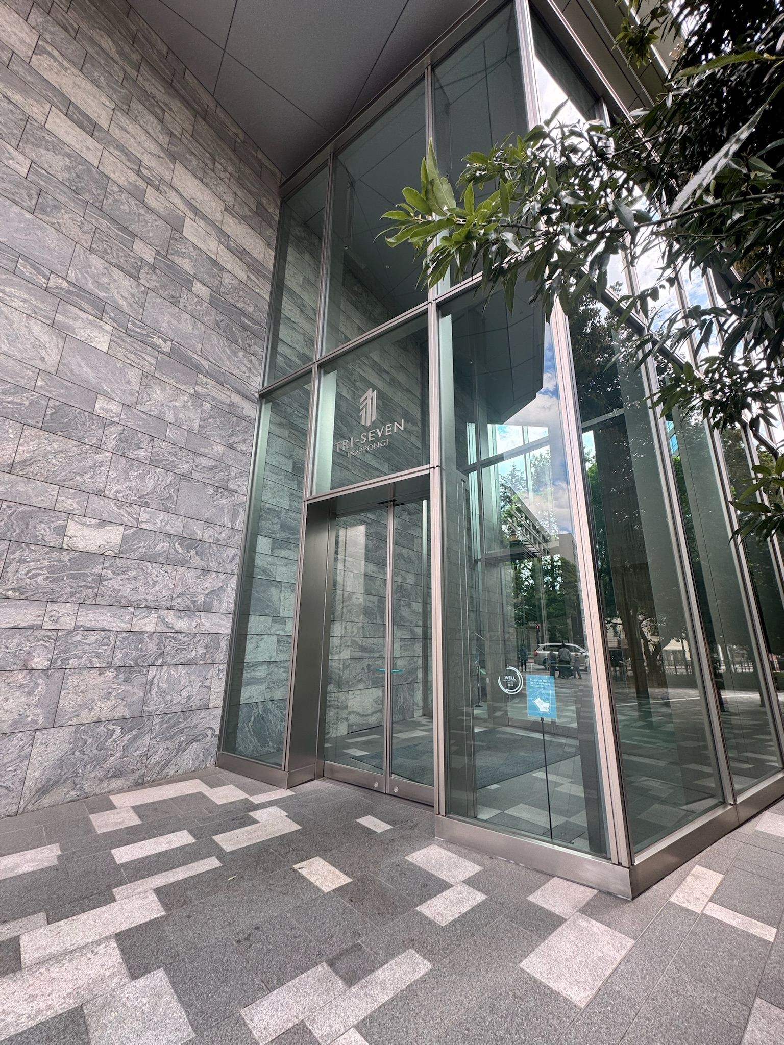 TRI-SEVEN ROPPONGI