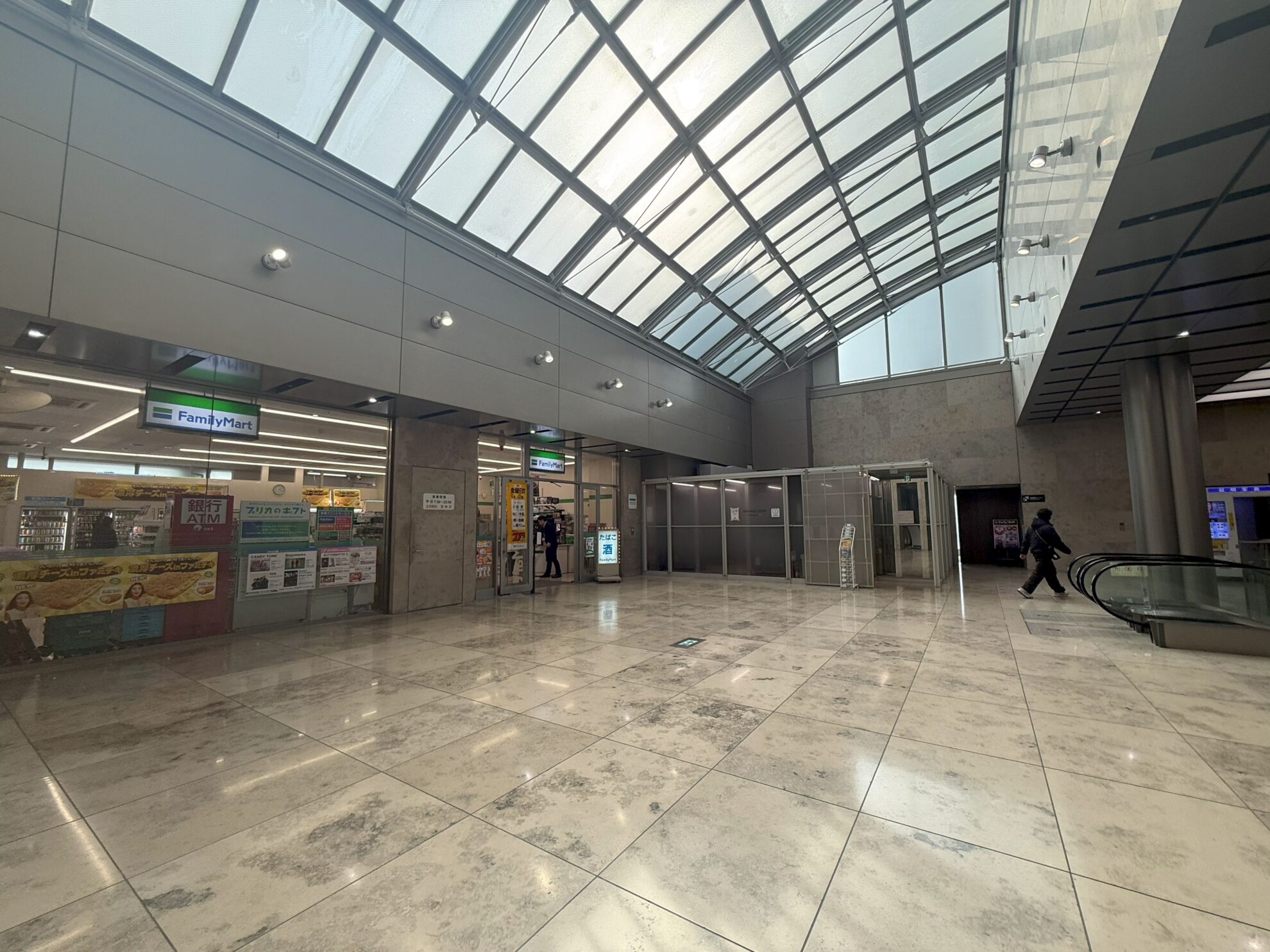 台場フロンティアビル 19階 475.60坪