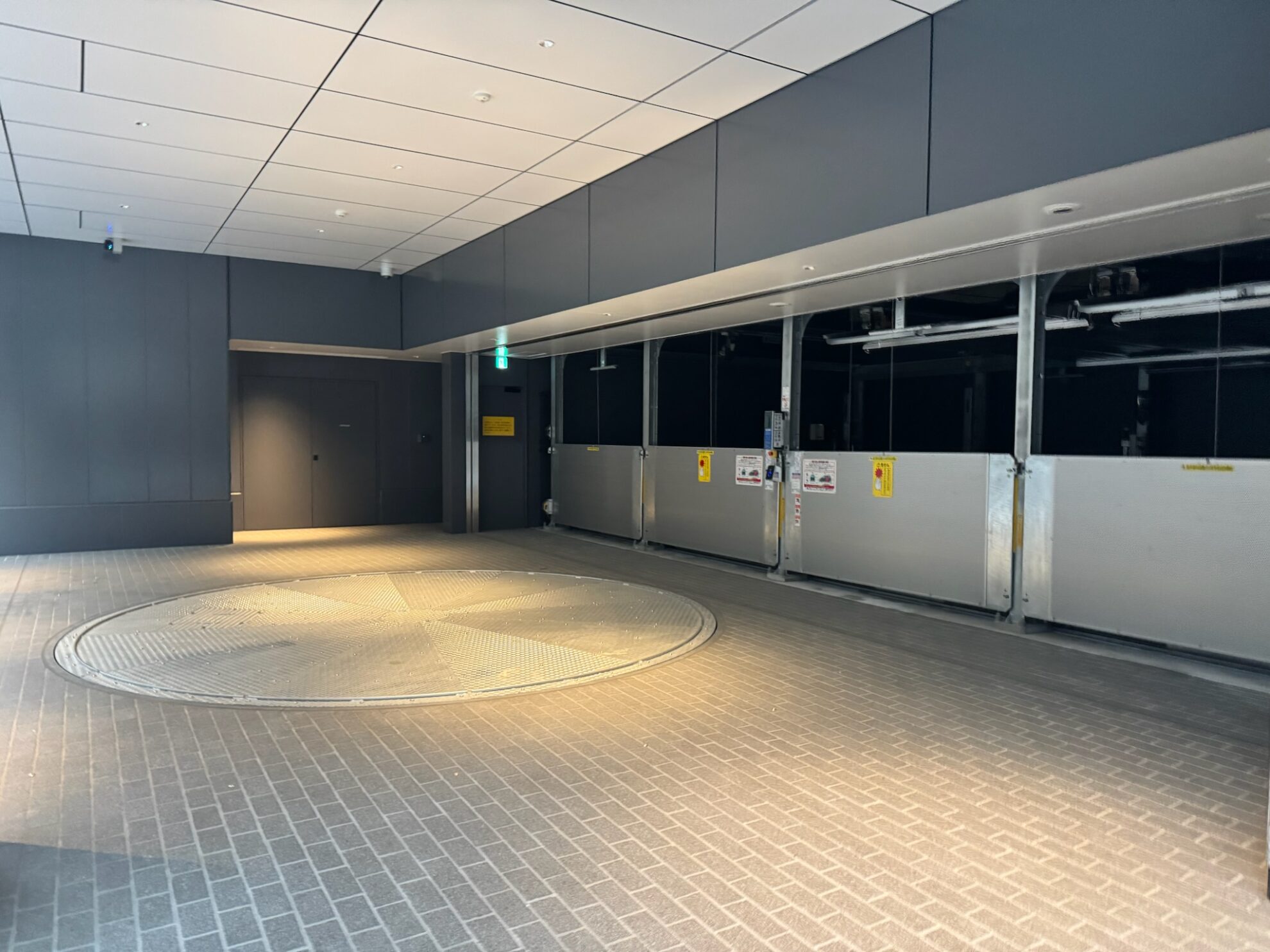BIZCORE西新橋