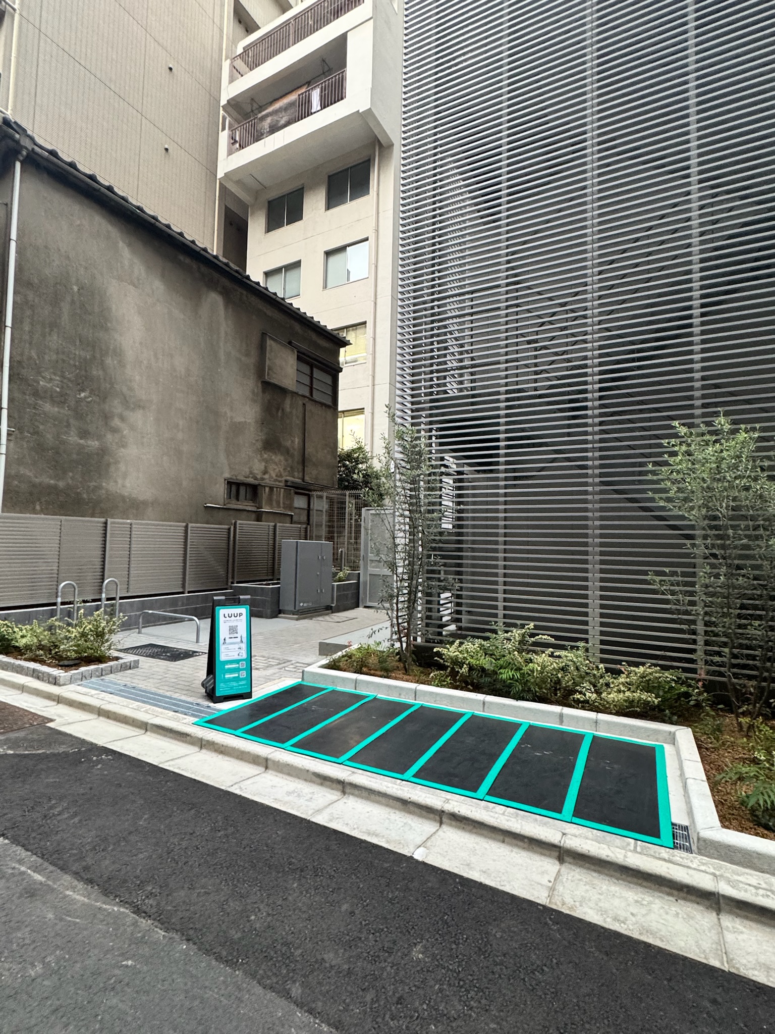 CIRCLES+新橋