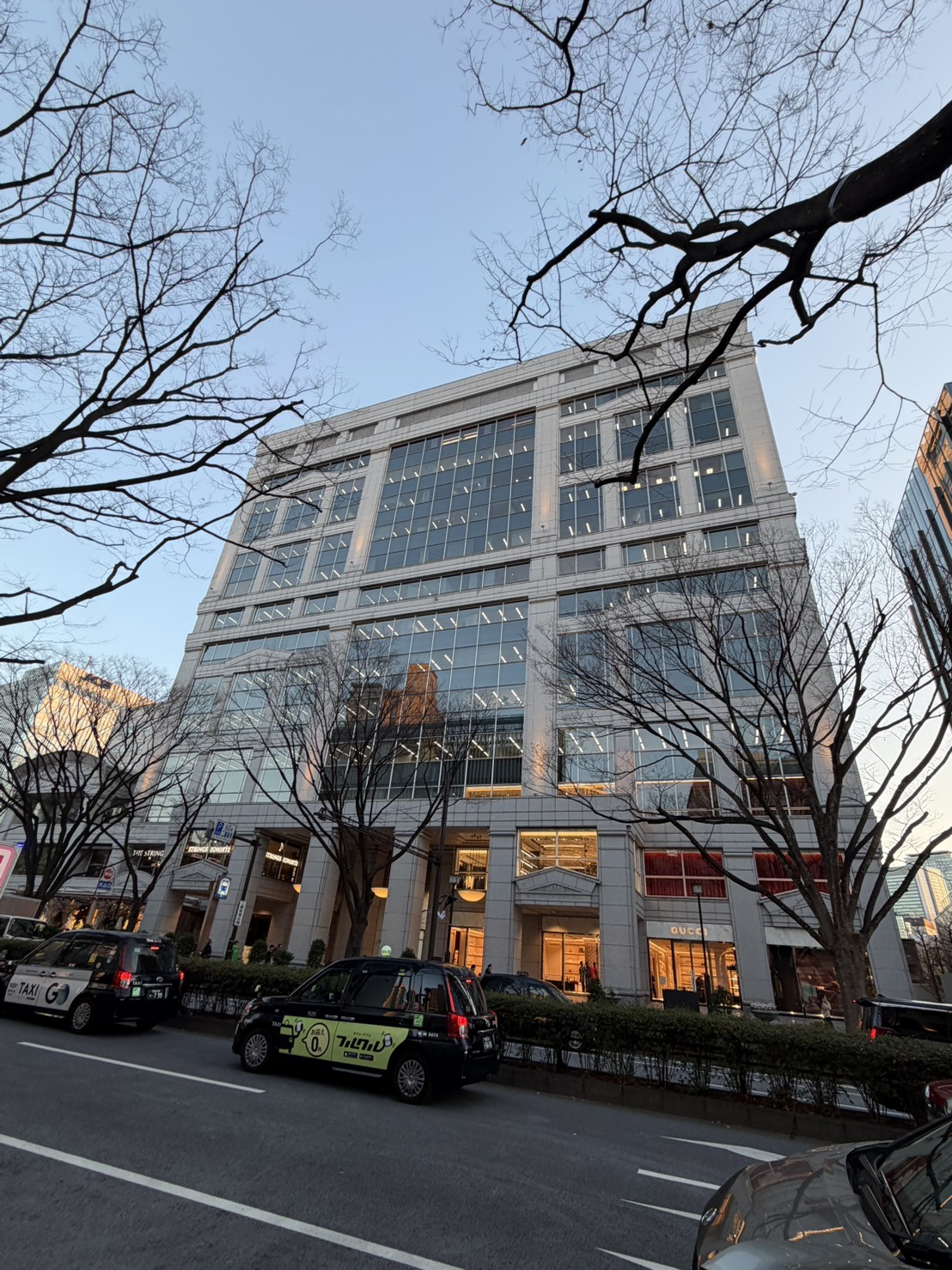 明治安田生命青山パラシオタワー