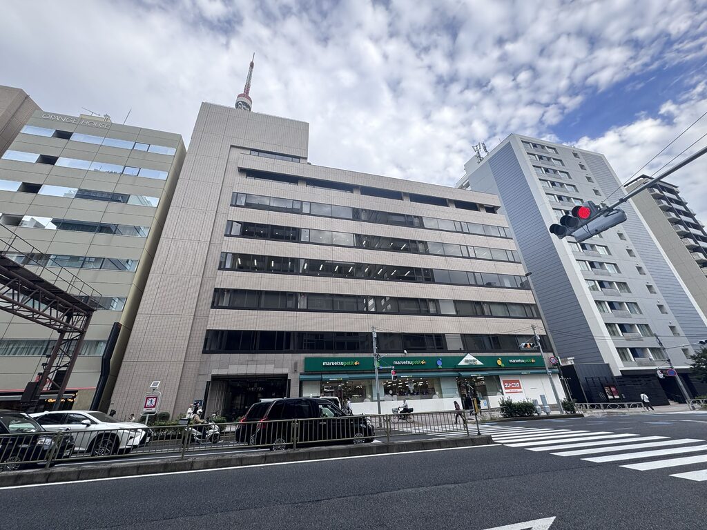 東麻布一丁目ビル
