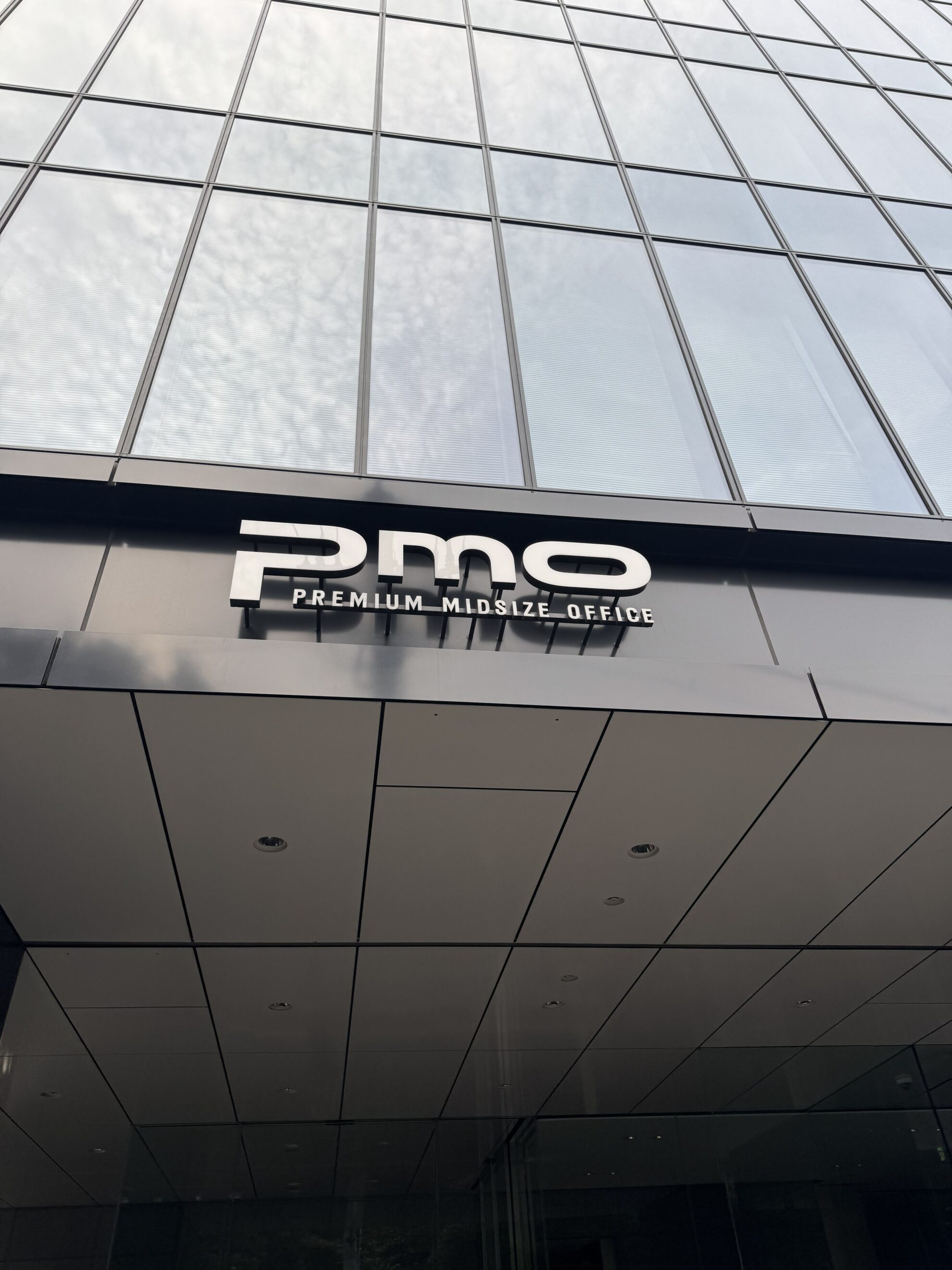 PMO西新橋